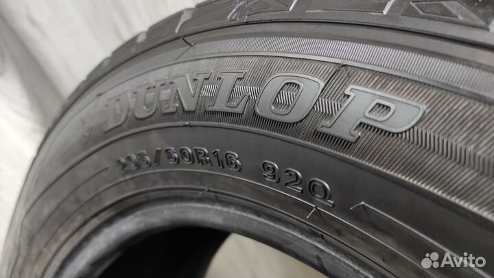Dunlop Winter Maxx WM01 205/60 R16