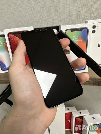 Дисплей на iPhone 11 Pro