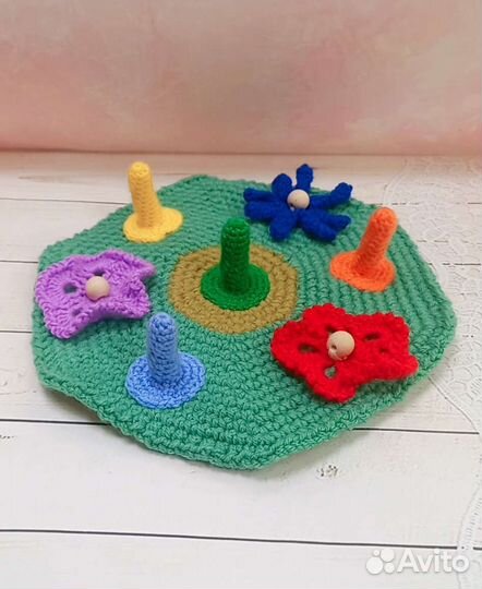 Развивающие игрушки цвета радуги