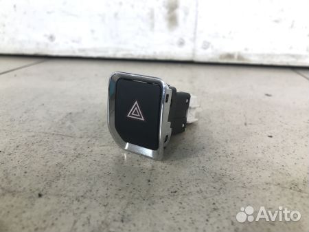 Кнопка аварийной сигнализации