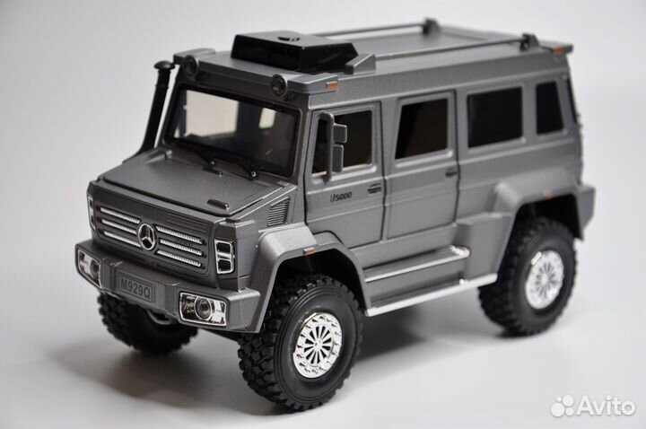 Модель автомобиля Mercedes Unimog U5000 металл