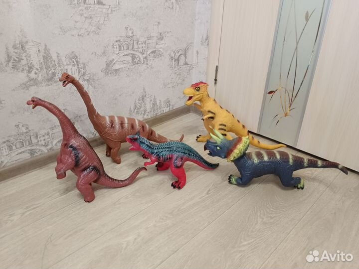 Динозавры большие