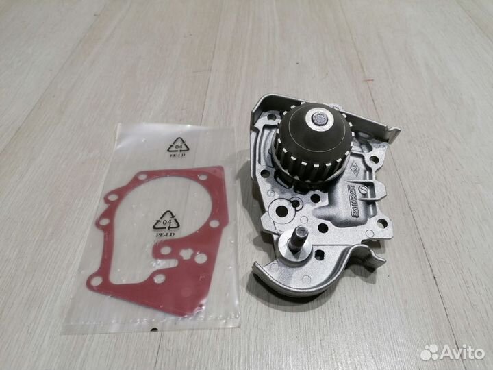 Помпа водяной насос Renault symbol