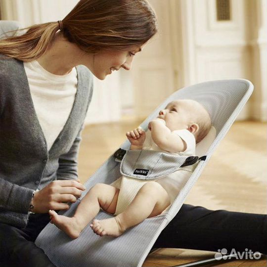 Шезлонг BabyBjorn