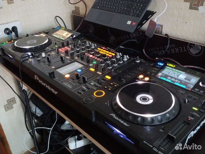 Pioneer cdj 2000