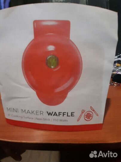 Электровафельница новая