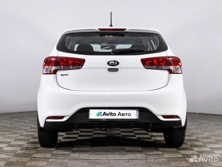 Kia Rio 1.6 AT, 2015, 64 273 км