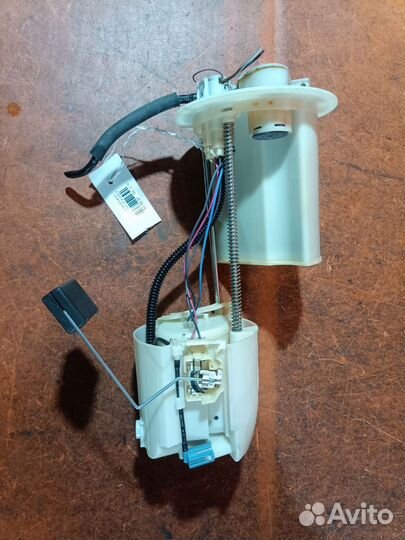 Бензонасос Toyota Vitz SCP90