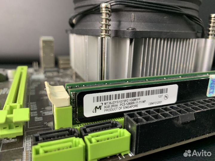 Комплект X79 LGA1356 16 потоков Xeon 2450/16gb