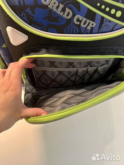 Школьный рюкзак