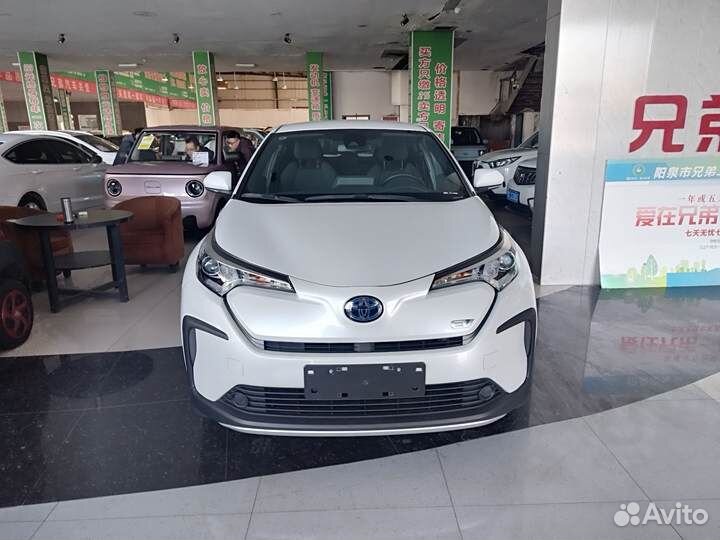 Toyota Izoa 204 л.с. AT, 2022, 8 000 км