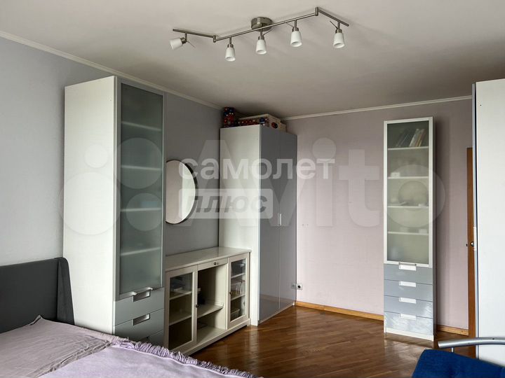 3-к. квартира, 74 м², 7/17 эт.