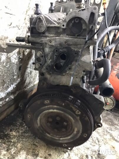 Двигатель Skoda Rapid AZQ