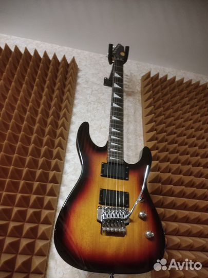 Электрогитара Stagg /Бельгия/ обмен