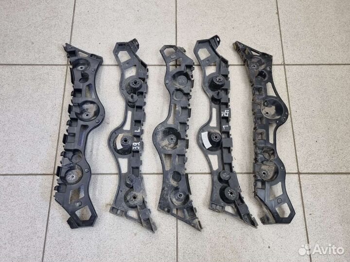 Крепление заднего бампера Рено Логан 2