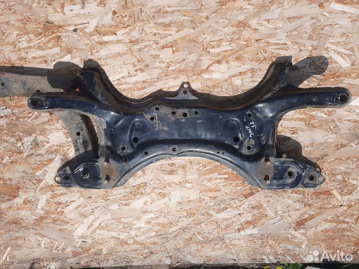 Подрамник Geely Emgrand EC7