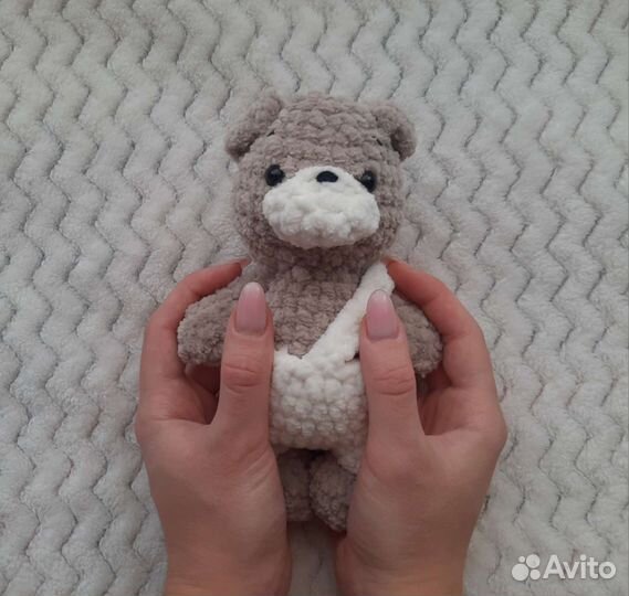 Вязаный медвежонок