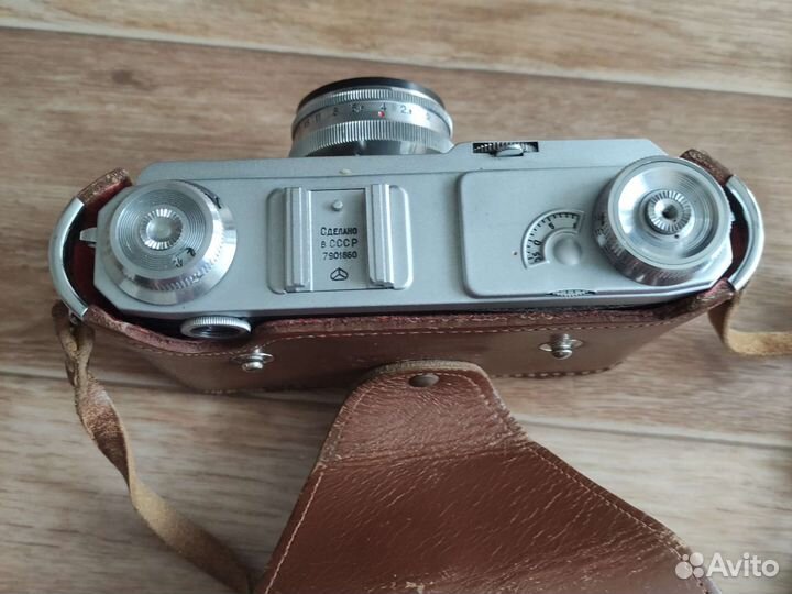 Плёночный фотоаппарат