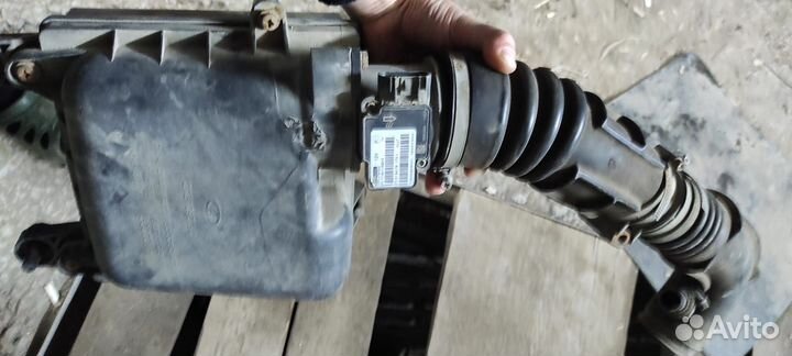 Корпус воздушного фильтра с патрубком Ваз 2107