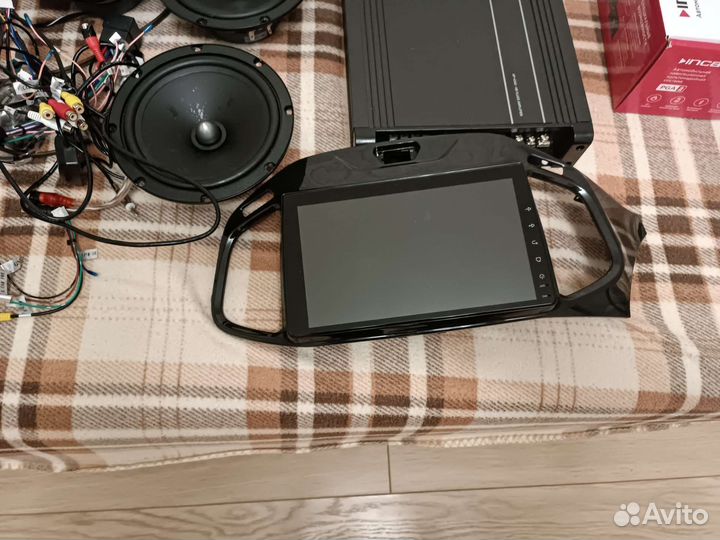 Аудиосистема в машину