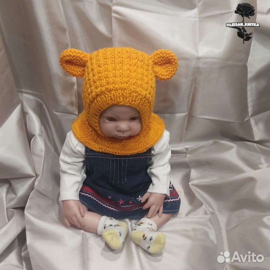 Шапочка-шлем вязанный