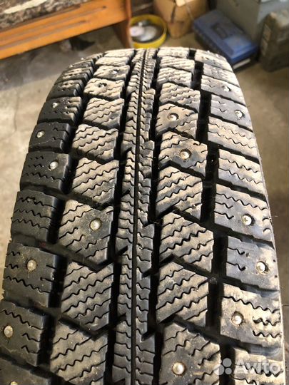 Продам покрышку