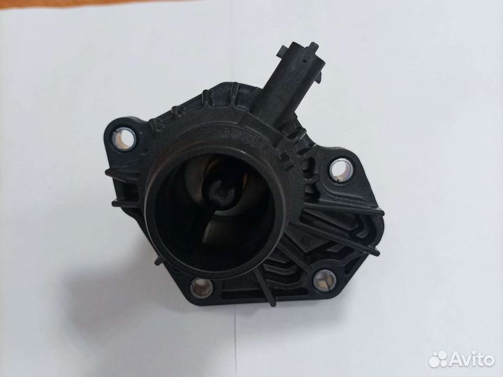 Термостат Opel insignia