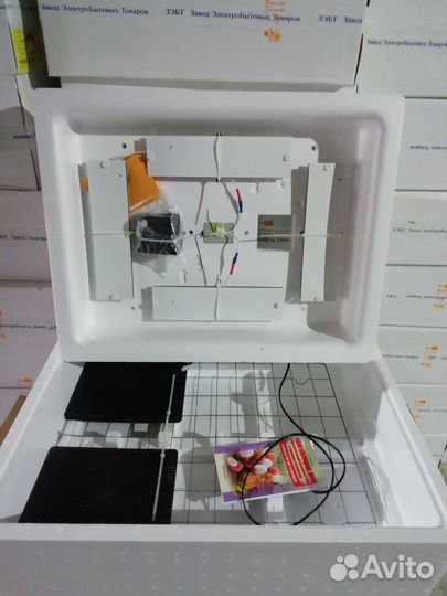 Инкубатор Несушка