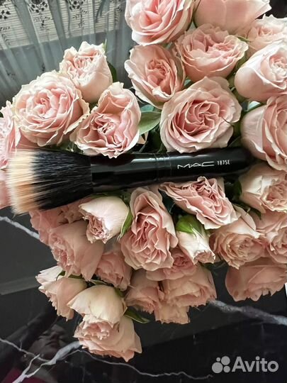 Кисти MAC оригинал для тонального крема