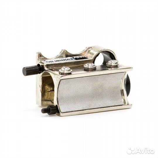 Станок для обработки наклейки