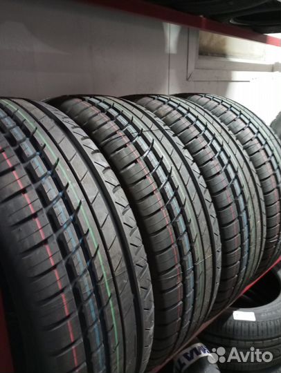 Viatti Strada Asimmetrico V-130 195/65 R15