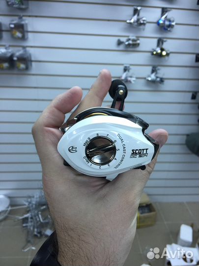 Катушка мультипликаторная Robinson Scott DC 204