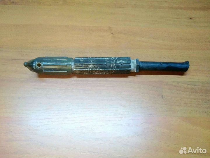 Держатель электродов для подводной сварки