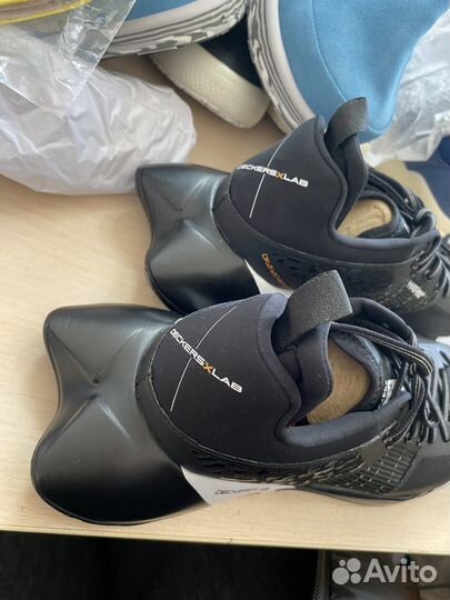 Кроссовки deckers lab