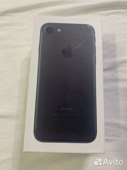 iPhone 7, 32 ГБ