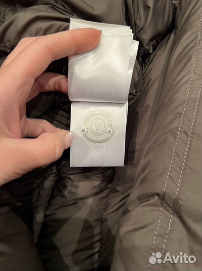 Пуховик moncler строго оригинал