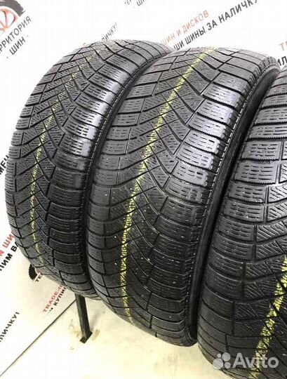 Pirelli Ice Zero 215/60 R16 99T