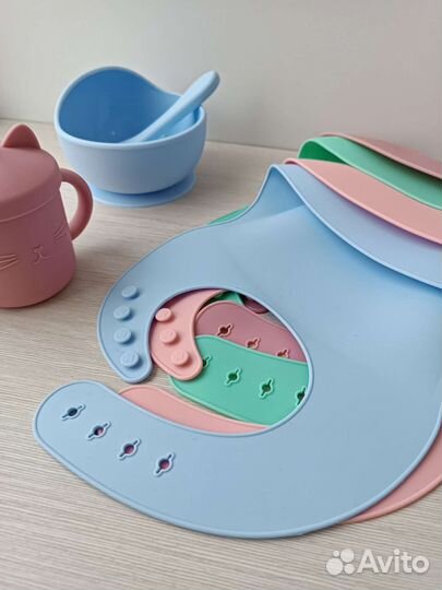 Силиконовый нагрудник