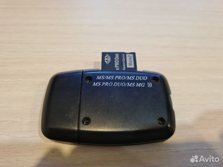Картридер MS/DUO/MMC/SD/MiniSD/tflash + MS 2 Gb