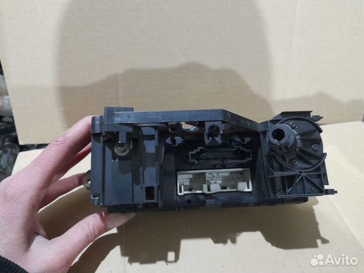 Блок управления печкой VW Caddy II 2004-2010 1T1 8
