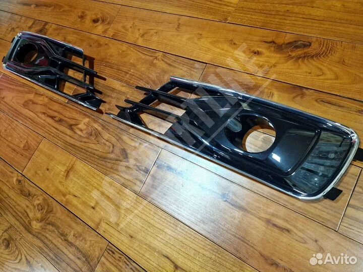 Решетка противотуманной фары Audi A6 C7 Facelift