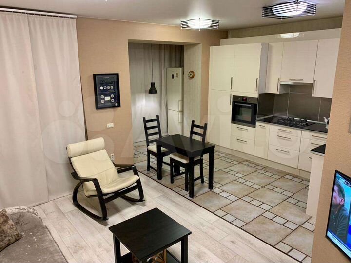 2-к. квартира, 54 м², 1/5 эт.