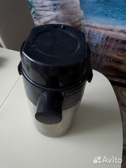 Термос СССР с помпой