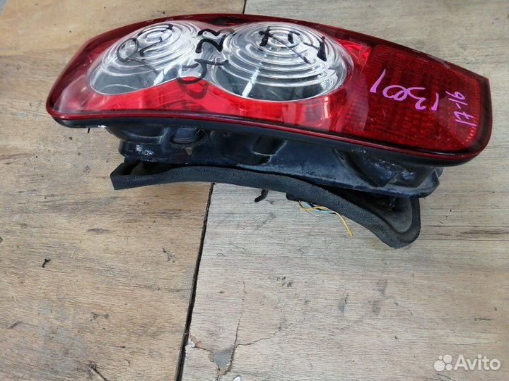 Стоп-сигнал задний левый Nissan March K12
