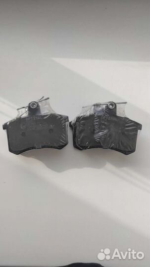 Тормозные колодки комплект