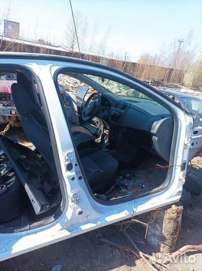 Порог со стойкой левый Renault Logan 2017