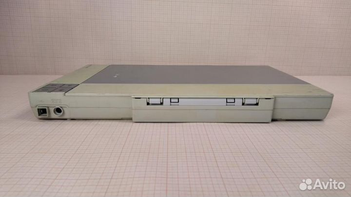 Сканер планшетный epson perfection V10, б/у