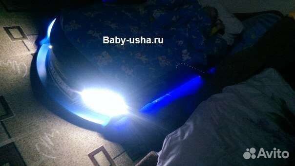 Детская кровать машина