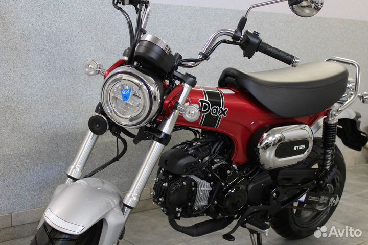 Новый мопед Honda DAX125