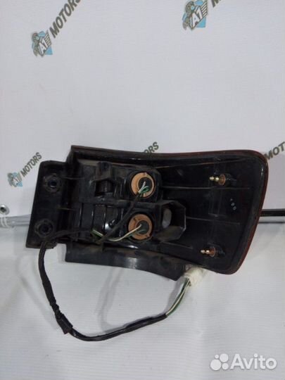 Стоп-сигнал задний левый Toyota Mark Ii Wagon